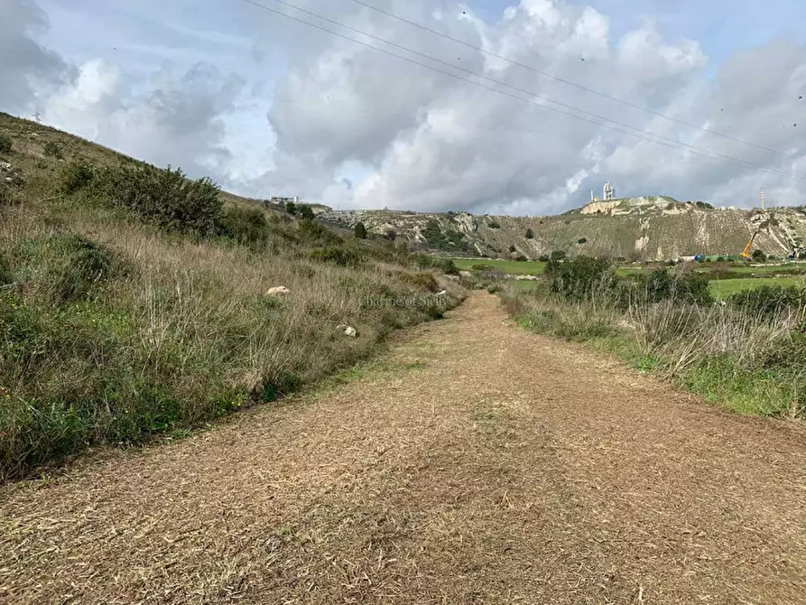 Immagine 11 di Terreno in vendita  in CALEO a Ragusa