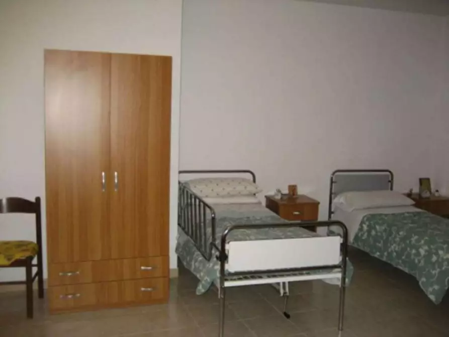 Immagine 7 di Palazzo in vendita  in Nazionale 186 a Modica