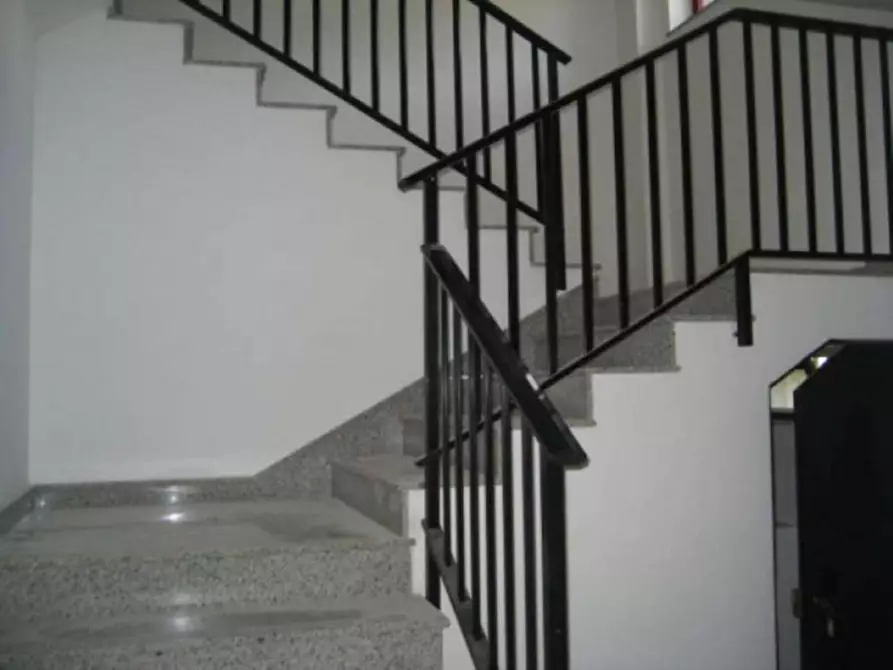 Immagine 9 di Palazzo in vendita  in Nazionale 186 a Modica
