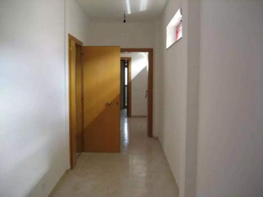Immagine 12 di Palazzo in vendita  in Nazionale 186 a Modica