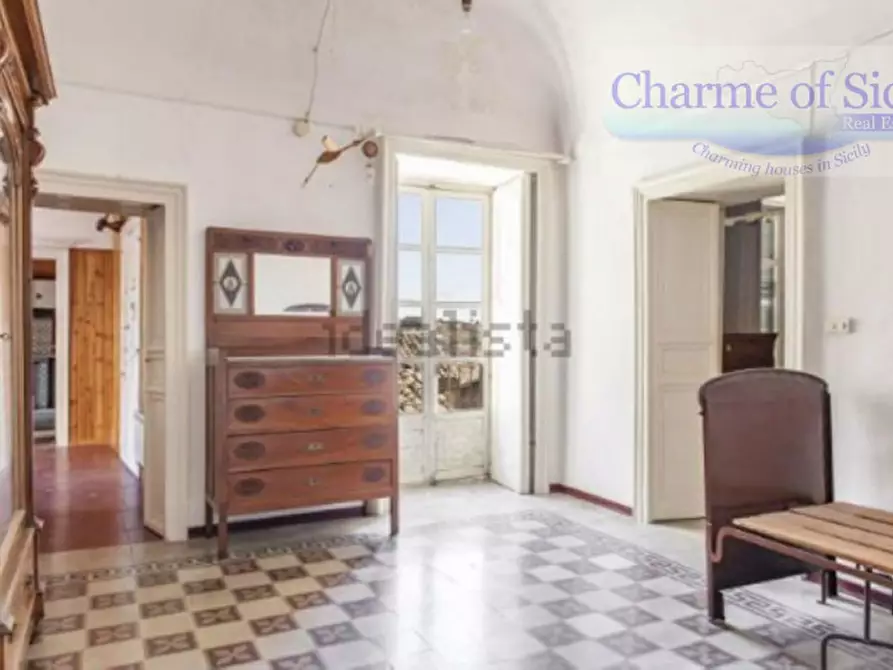 Immagine 14 di Palazzo in vendita  in Corso Principessa Maria del Belgio a Modica