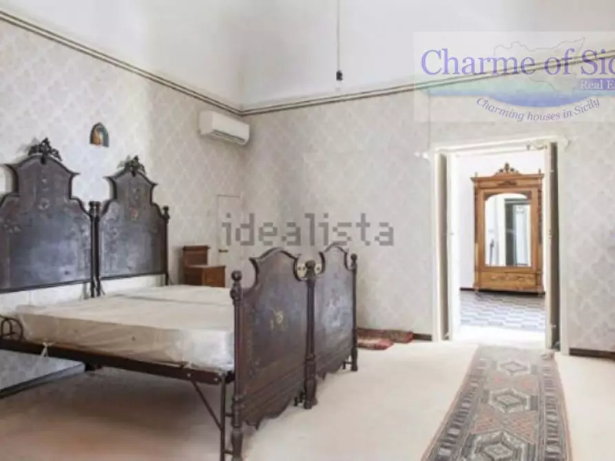 Immagine 29 di Palazzo in vendita  in Corso Principessa Maria del Belgio a Modica