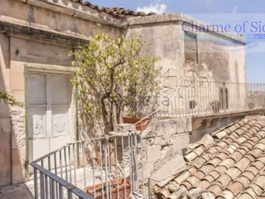 Immagine 34 di Palazzo in vendita  in Corso Principessa Maria del Belgio a Modica