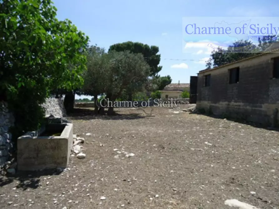 Immagine 24 di Rustico / casale in vendita  in Via Palazzelle Scalonazzo a Modica