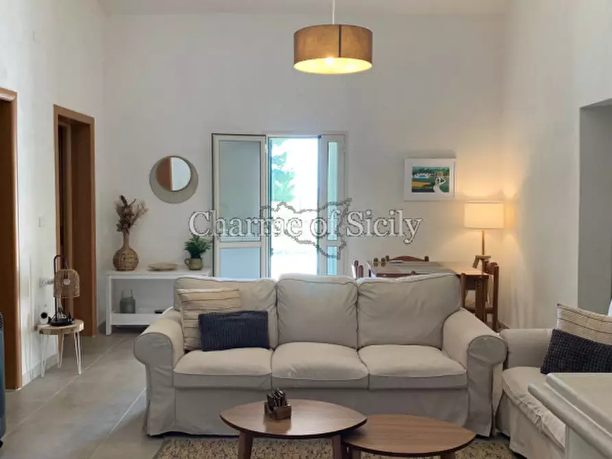 Immagine 1 di Villa in vendita  in Via del tellesimo a Ragusa