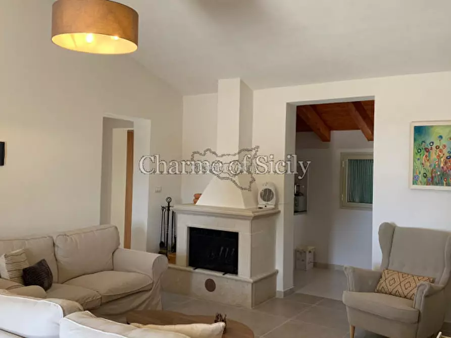 Immagine 35 di Villa in vendita  in Via del tellesimo a Ragusa