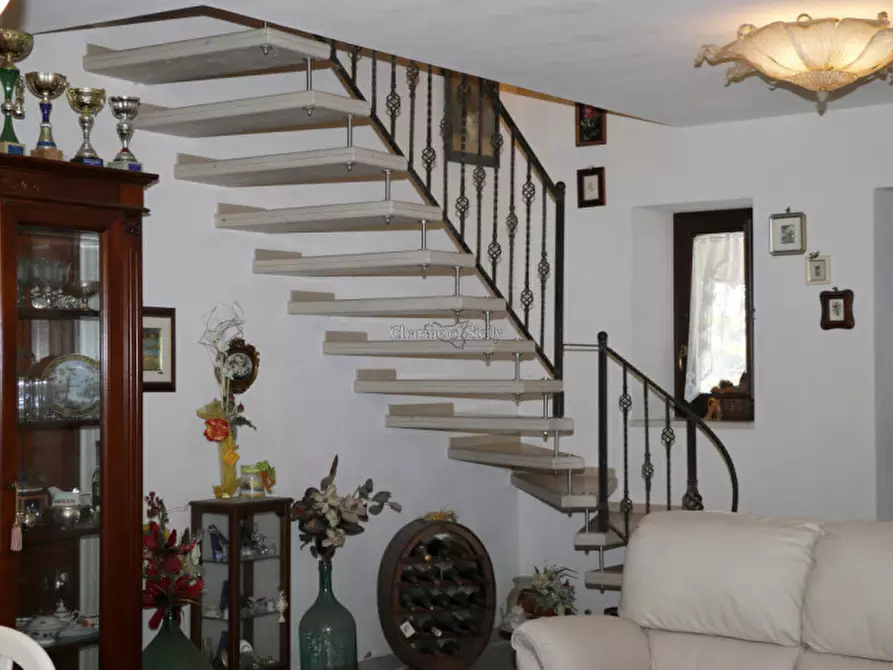 Immagine 10 di Rustico / casale in vendita  in del Tellesimo a Ragusa