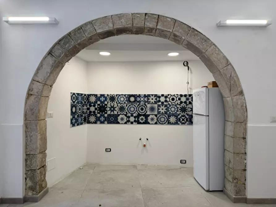 Immagine 11 di Casa indipendente in vendita  in Via Santa Sofia a Modica