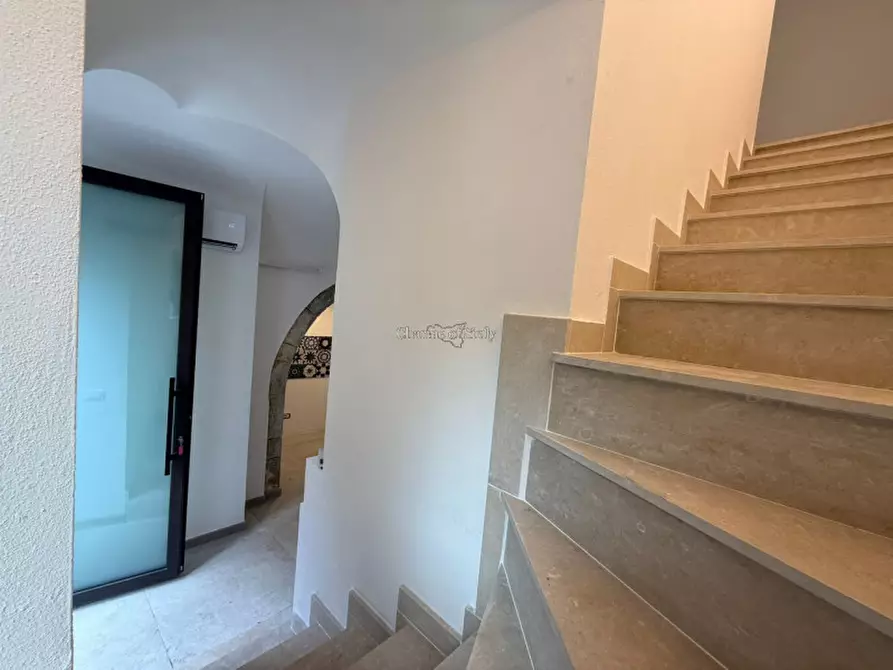 Immagine 21 di Casa indipendente in vendita  in Via Santa Sofia a Modica