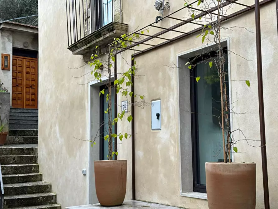 Immagine 37 di Casa indipendente in vendita  in Via Santa Sofia a Modica