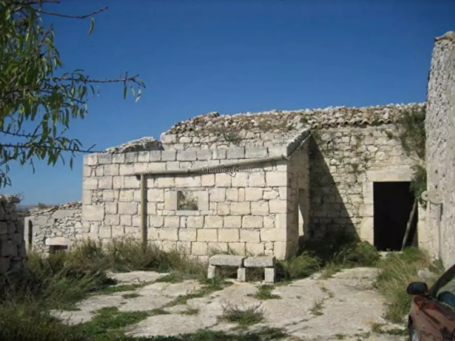 Immagine 20 di Casa indipendente in vendita  in Provinciale 59 a Ragusa