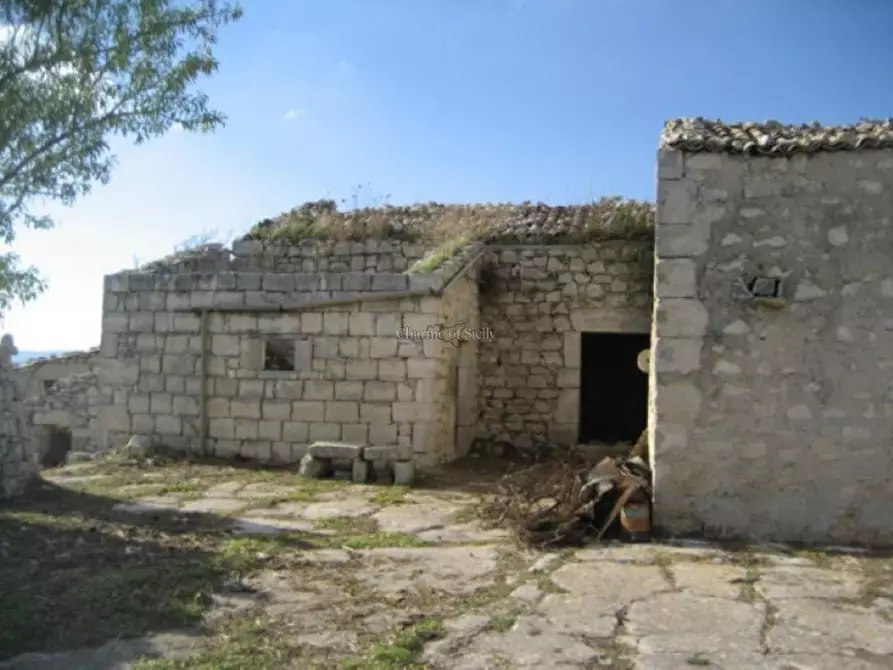 Immagine 24 di Casa indipendente in vendita  in Provinciale 59 a Ragusa