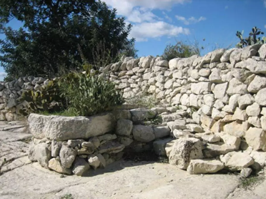 Immagine 27 di Casa indipendente in vendita  in Provinciale 59 a Ragusa