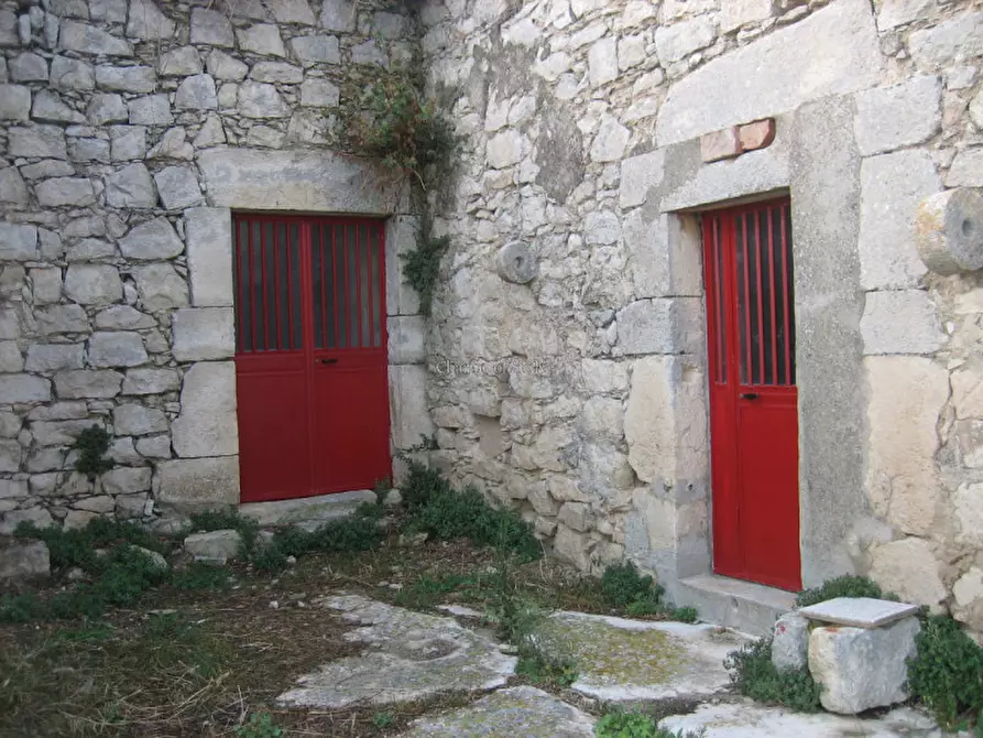 Immagine 34 di Casa indipendente in vendita  in Provinciale 59 a Ragusa