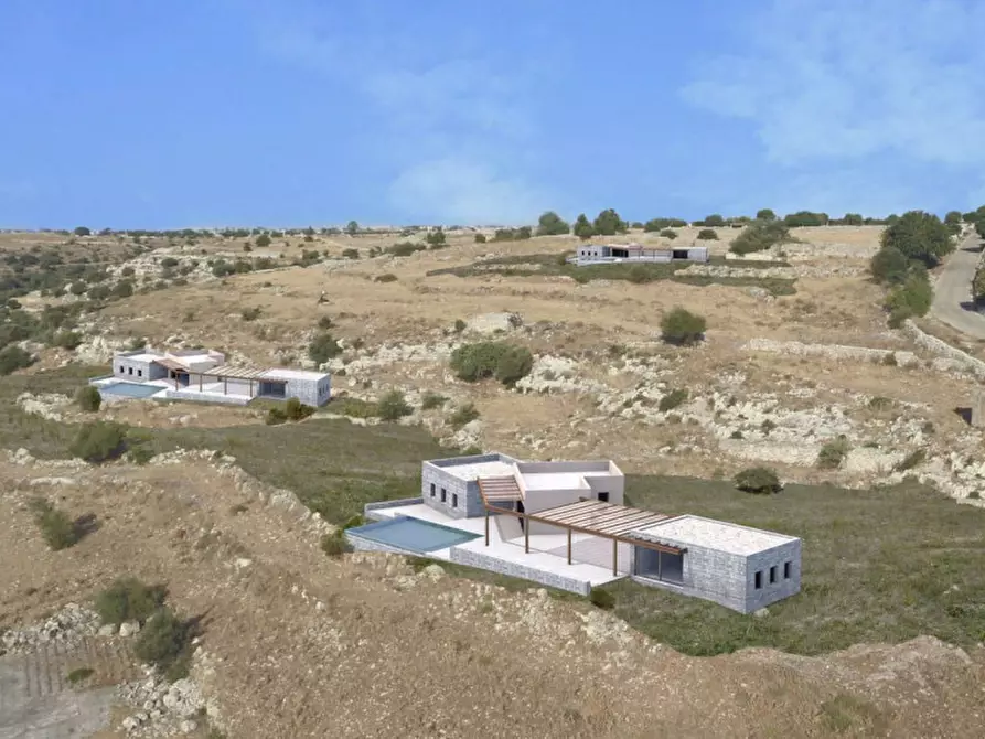 Immagine 3 di Villa in vendita  in Contrada Pezzettulla a Rosolini