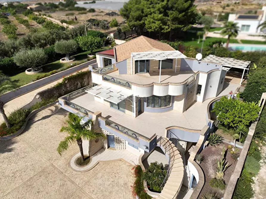 Immagine 3 di Villa in vendita  in Timperosse a Scicli