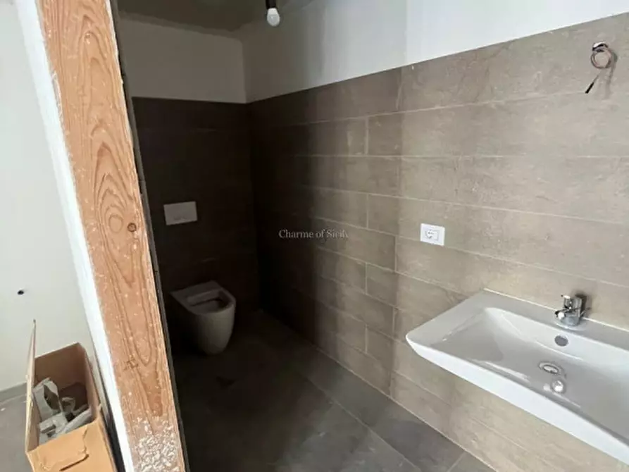 Immagine 9 di Casa bifamiliare in vendita  in Via dei Fiordalisi a Ispica