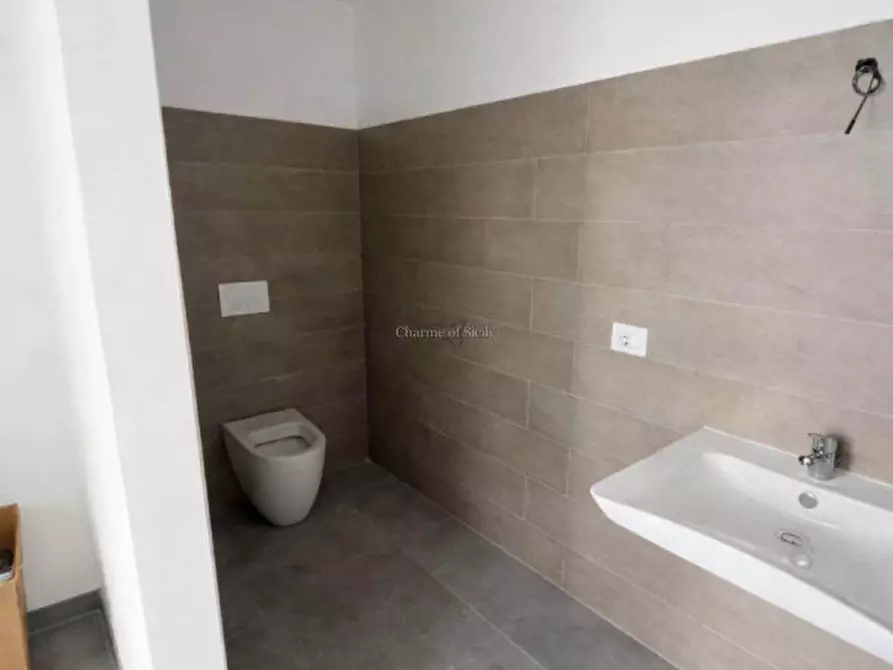 Immagine 11 di Casa bifamiliare in vendita  in Via dei Fiordalisi a Ispica
