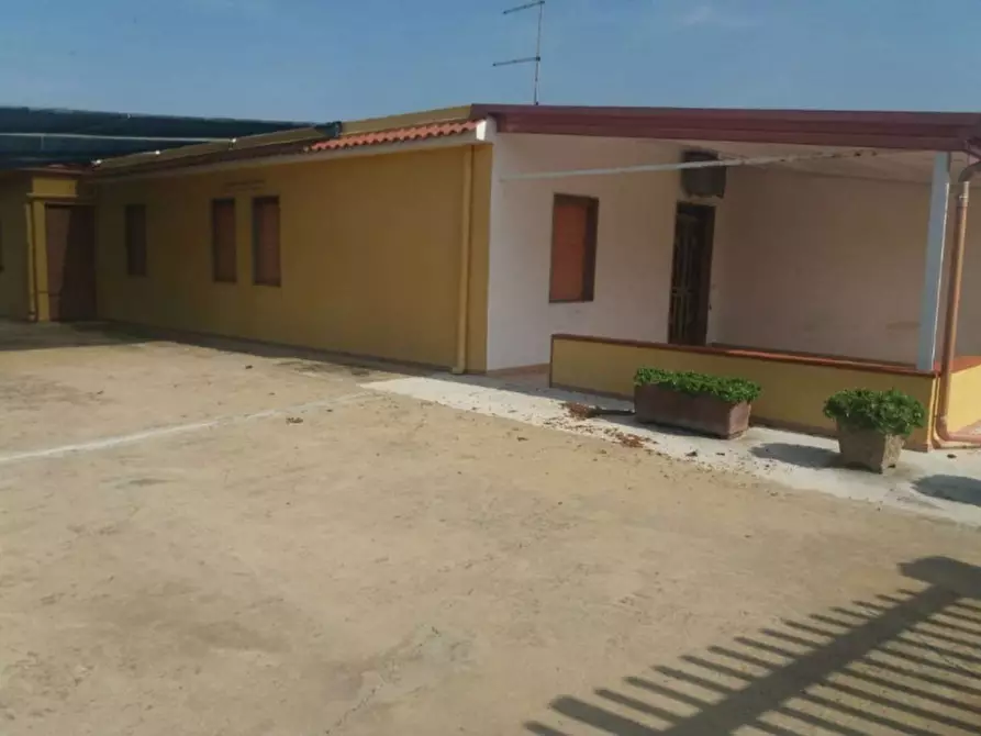 Immagine 3 di Casa indipendente in vendita  in Via dello Zaffiro a Ispica