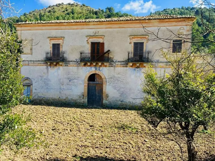 Immagine 6 di Villa in vendita  in Statale 194 a Ragusa