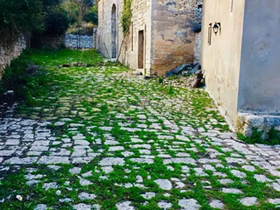 Immagine 8 di Villa in vendita  in Statale 194 a Ragusa
