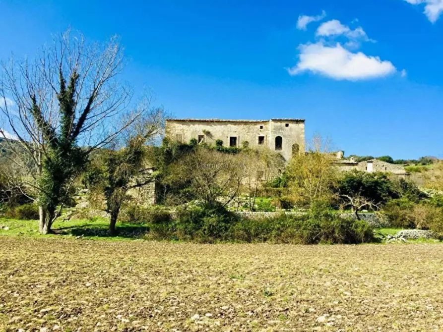 Immagine 12 di Villa in vendita  in Statale 194 a Ragusa