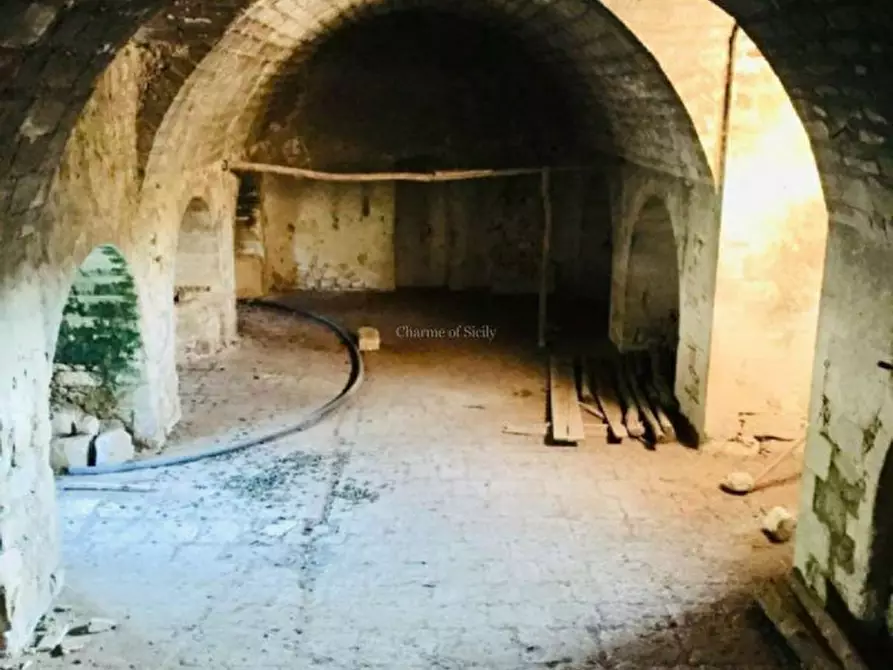Immagine 21 di Villa in vendita  in Statale 194 a Ragusa