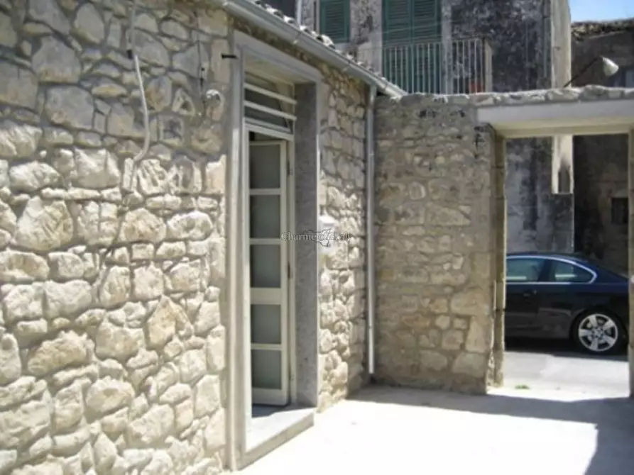 Immagine 15 di Casa indipendente in vendita  in Torquato Tasso a Modica