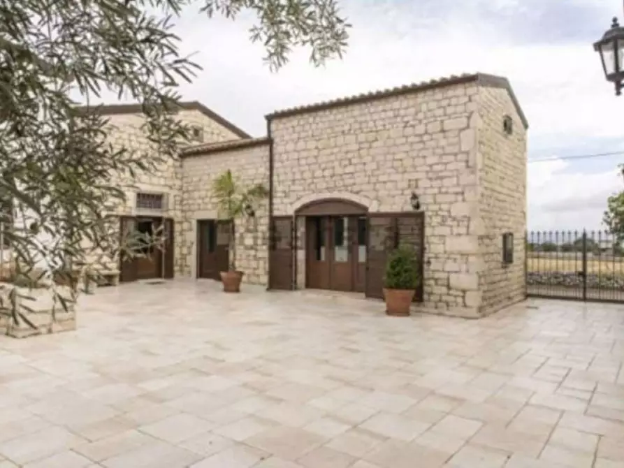 Immagine 6 di Villa in vendita  in Cappuzzello Donna Raimonda a Modica