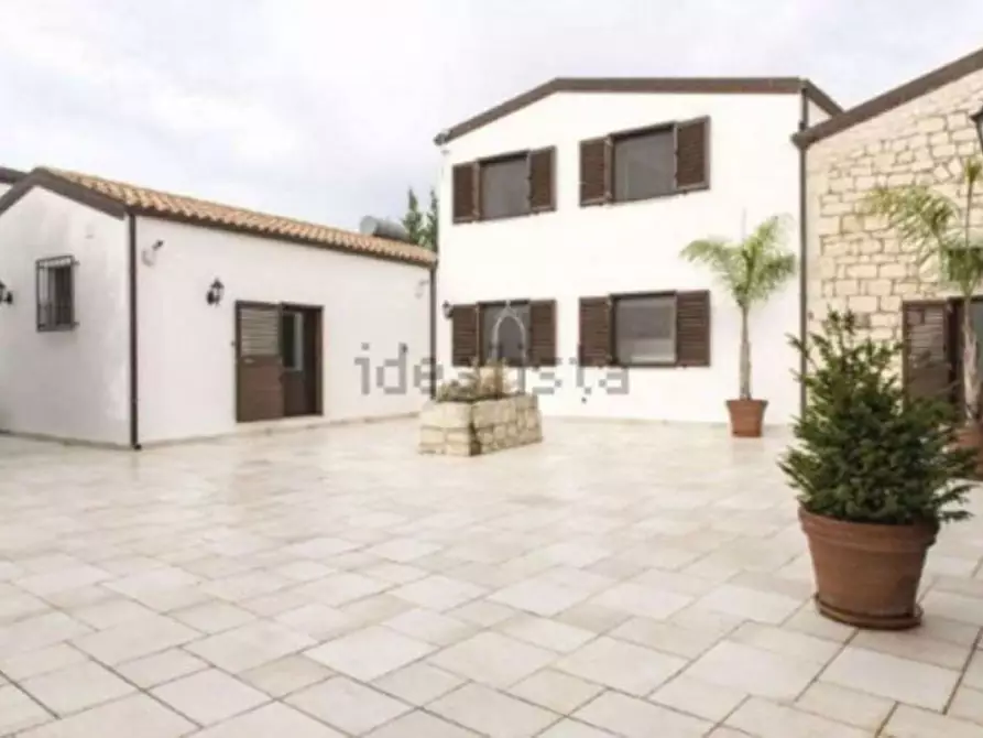 Immagine 8 di Villa in vendita  in Cappuzzello Donna Raimonda a Modica