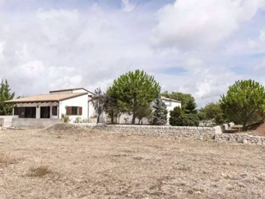 Immagine 13 di Villa in vendita  in Cappuzzello Donna Raimonda a Modica