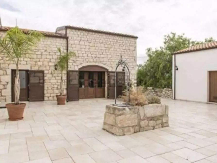 Immagine 17 di Villa in vendita  in Cappuzzello Donna Raimonda a Modica