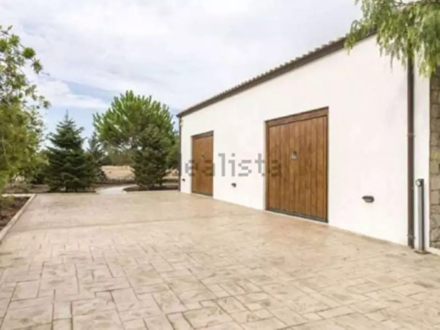 Immagine 21 di Villa in vendita  in Cappuzzello Donna Raimonda a Modica