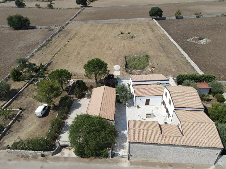 Immagine 41 di Villa in vendita  in Cappuzzello Donna Raimonda a Modica