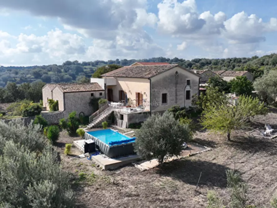 Immagine 4 di Casa indipendente in vendita  in Vanella 191 a Modica