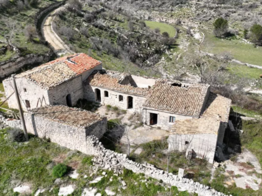 Immagine 2 di Rustico / casale in vendita  in Provinciale 59 a Ragusa