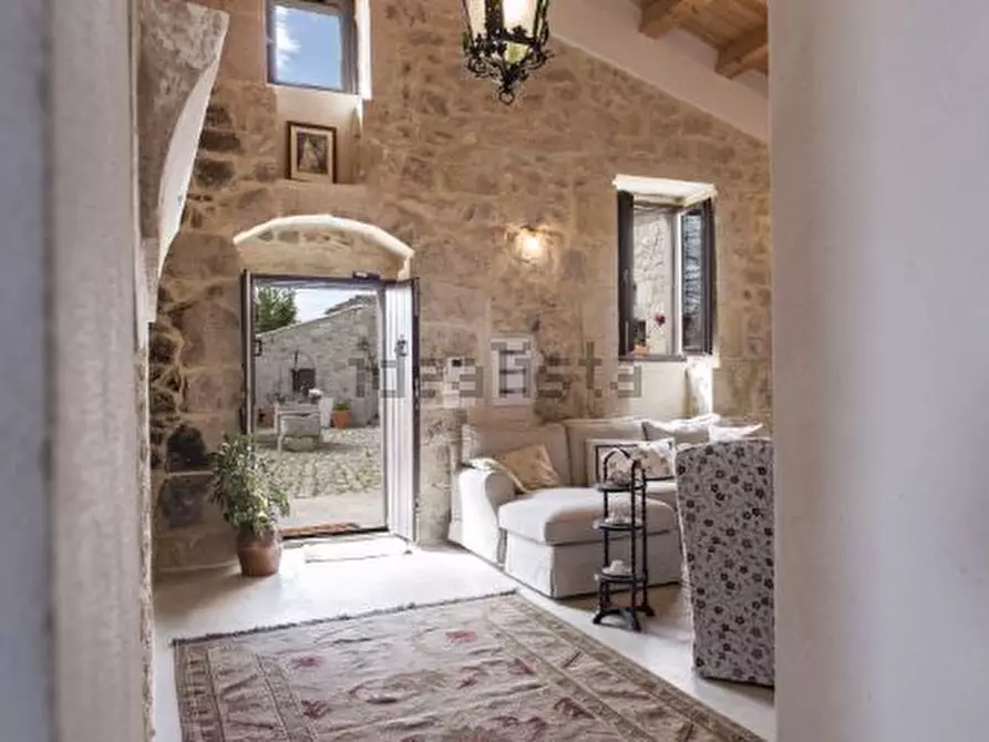 Immagine 3 di Villa in vendita  in Provinciale 104 a Modica