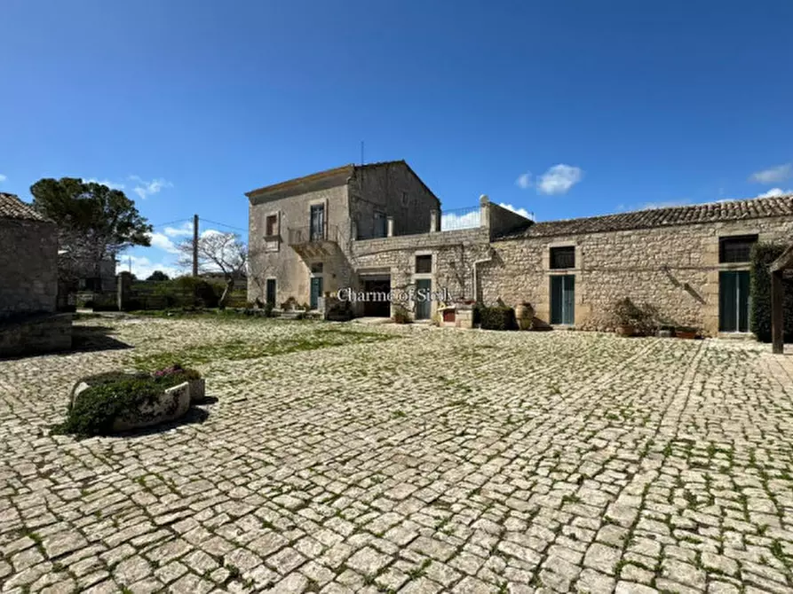 Immagine 10 di Villa in vendita  in Strada Provinciale 17 a Modica