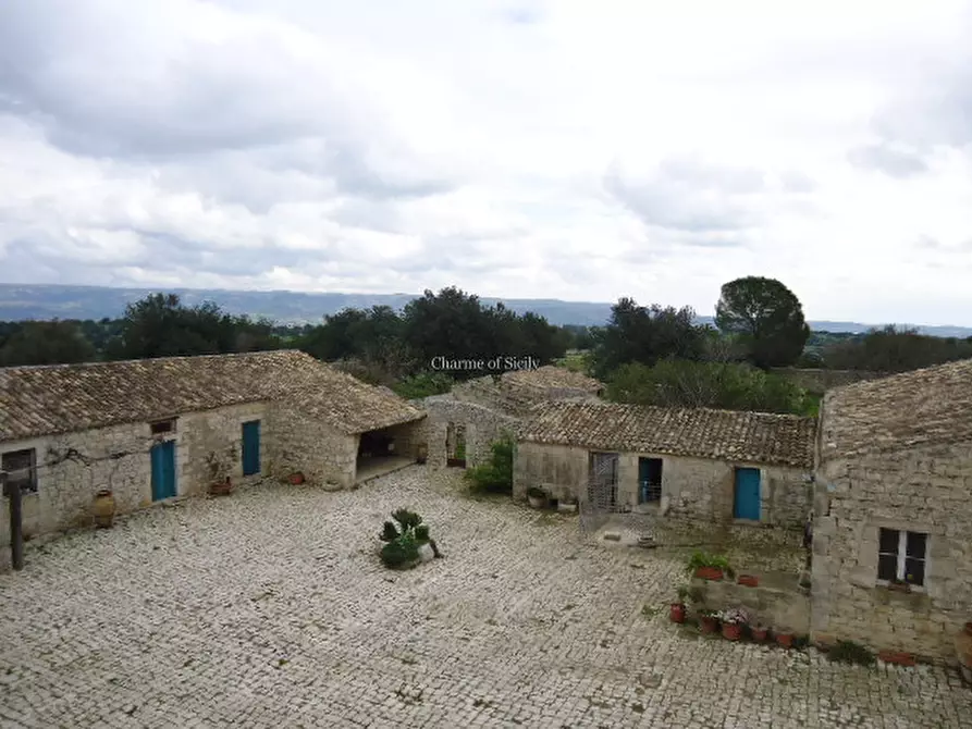 Immagine 19 di Villa in vendita  in Strada Provinciale 17 a Modica