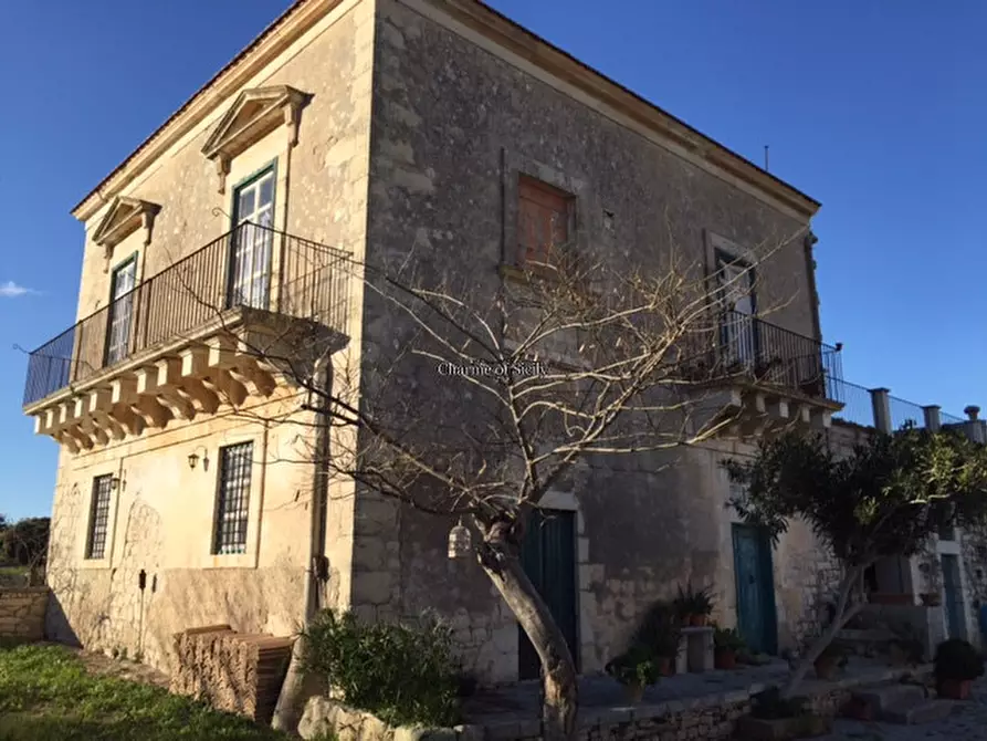 Immagine 21 di Villa in vendita  in Strada Provinciale 17 a Modica