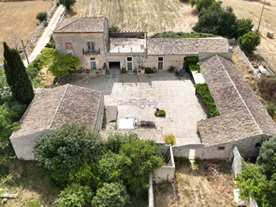 Immagine 27 di Villa in vendita  in Strada Provinciale 17 a Modica