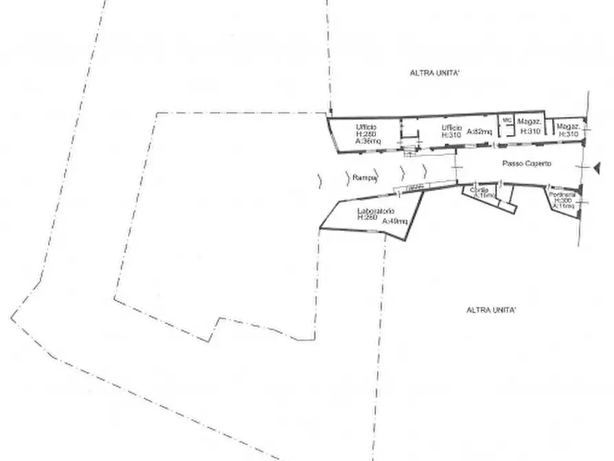 Immagine 3 di Negozio in affitto  in Piazzale di Porta Romana a Firenze