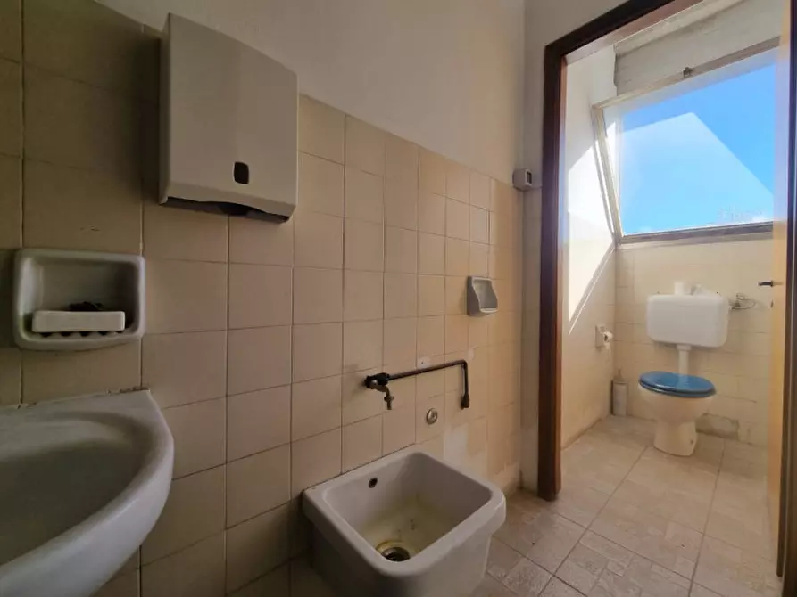 Immagine 3 di Capannone industriale in affitto  in Via del Ponte a Iozzi a Firenze