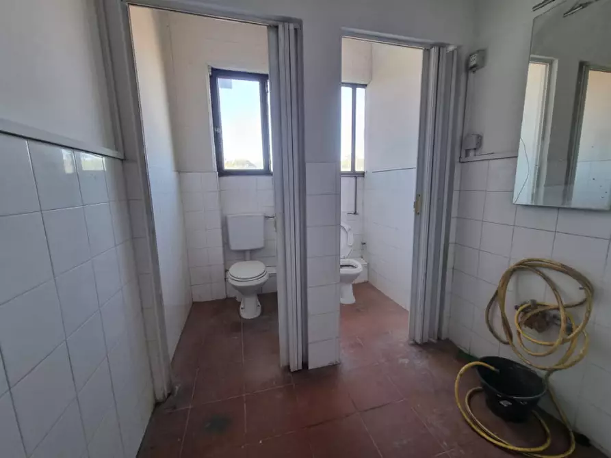 Immagine 10 di Laboratorio in affitto  in Via del Ponte a Iozzi a Firenze