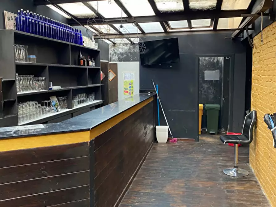 Immagine 14 di Negozio in affitto  in Via di Novoli a Firenze