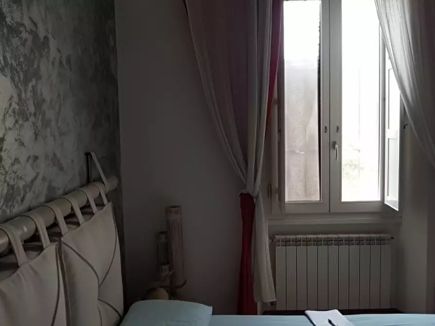 Immagine 26 di Casa indipendente in affitto  in Via della Quiete a Firenze