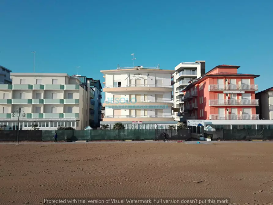 Immagine 4 di Appartamento in vendita  in Piazza Trieste a Jesolo