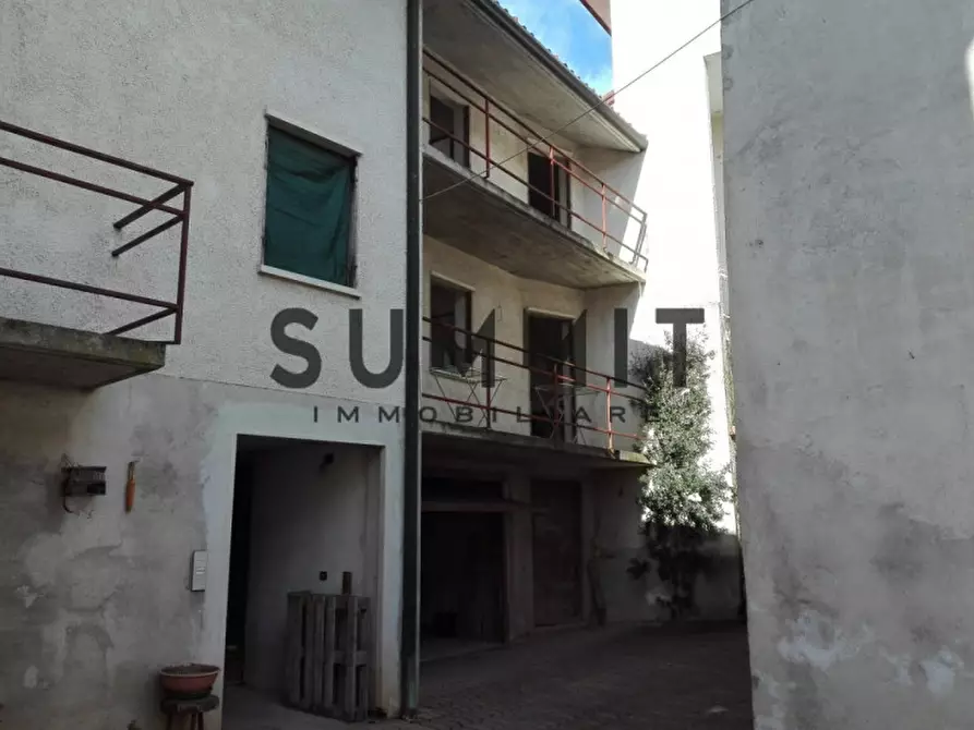 Immagine 4 di Villetta a schiera in vendita  in Valli del pasubio - limitrofi a Valli Del Pasubio