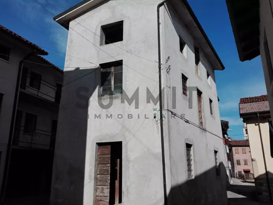 Immagine 1 di Palazzo in vendita  in Valli del pasubio - limitrofi a Valli Del Pasubio