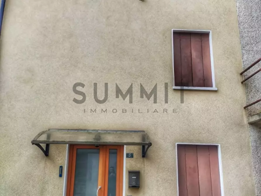 Immagine 4 di Villetta a schiera in vendita  in Valli del pasubio - limitrofi a Valli Del Pasubio